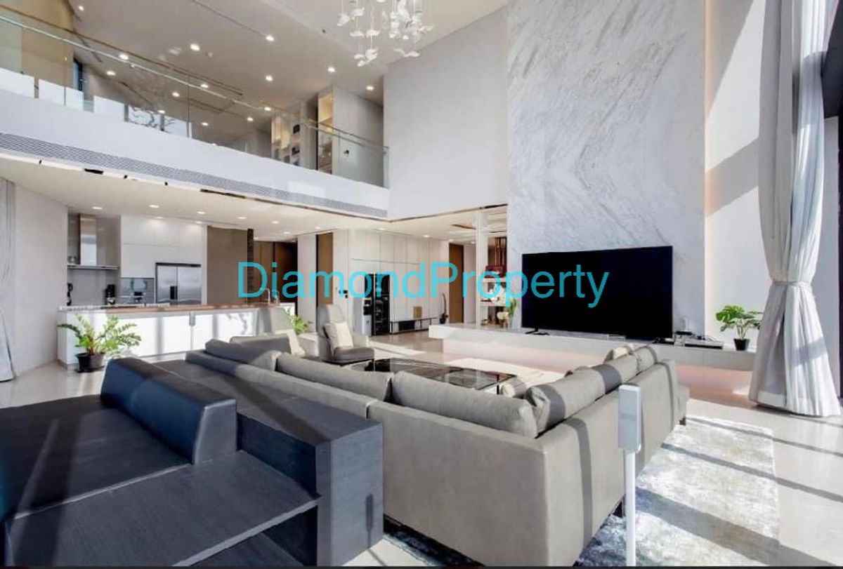 ขายคอนโดวงเวียนใหญ่ เจริญนคร : 💎ความหรูหราที่ไม่มีใครเทียบ: Banyan Tree Penthouse เพนต์เฮาส์ - 250m THB! 🌟อยู่เหนือทุกสิ่ง!