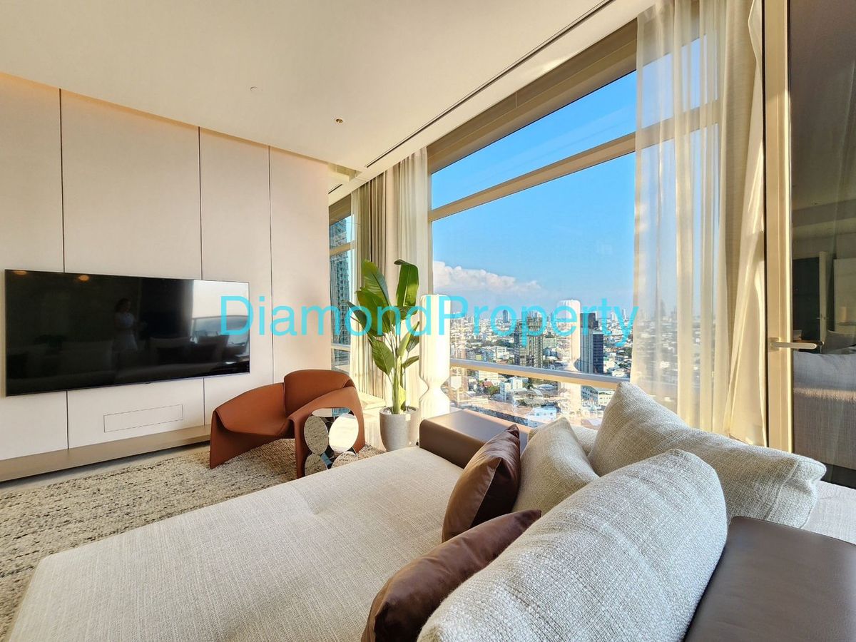 ให้เช่าคอนโดสาทร นราธิวาส : 💎 Four Seasons Riverside Elegance | บ้านนักออกแบบ 3 เตียงบนชั้นกลางระดับ💫