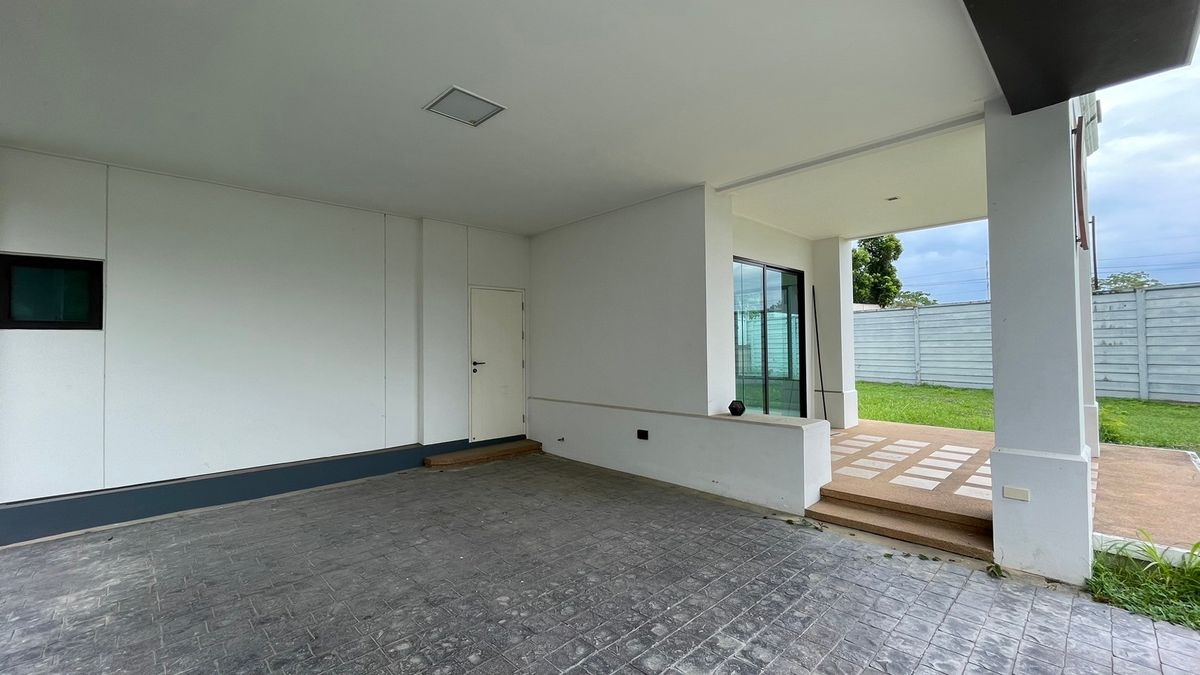 ขายบ้านเชียงใหม่ : ขายบ้านใหม่ เศรษฐสิริ สันทราย เชียงใหม่ 184 ตารางวา