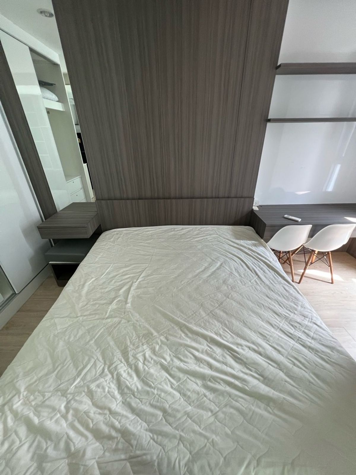 ให้เช่าคอนโดสยาม จุฬา สามย่าน : 🔥Available 4/7/2025🔥Ideo q chula 1-1BR 34sqm ห้องสวย บิ้วอิน เครื่องใช้ไฟฟ้าครบ ห้องแทบไม่เป็นรอยจากแผ่นดินไหว 