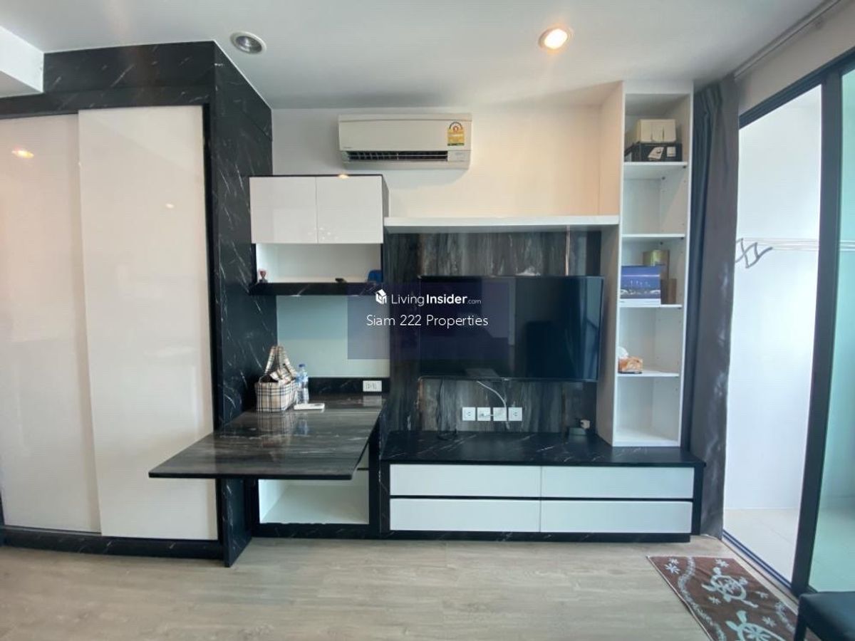 ให้เช่าคอนโดสยาม จุฬา สามย่าน : 🔥Available 4/7/2025🔥Ideo q chula 1-1BR 34sqm ห้องสวย บิ้วอิน เครื่องใช้ไฟฟ้าครบ ห้องแทบไม่เป็นรอยจากแผ่นดินไหว 