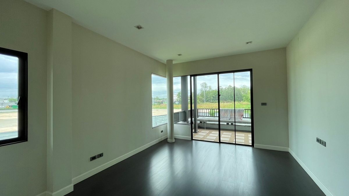 ขายบ้านเชียงใหม่ : ขายบ้านใหม่ เศรษฐสิริ สันทราย เชียงใหม่ 184 ตารางวา