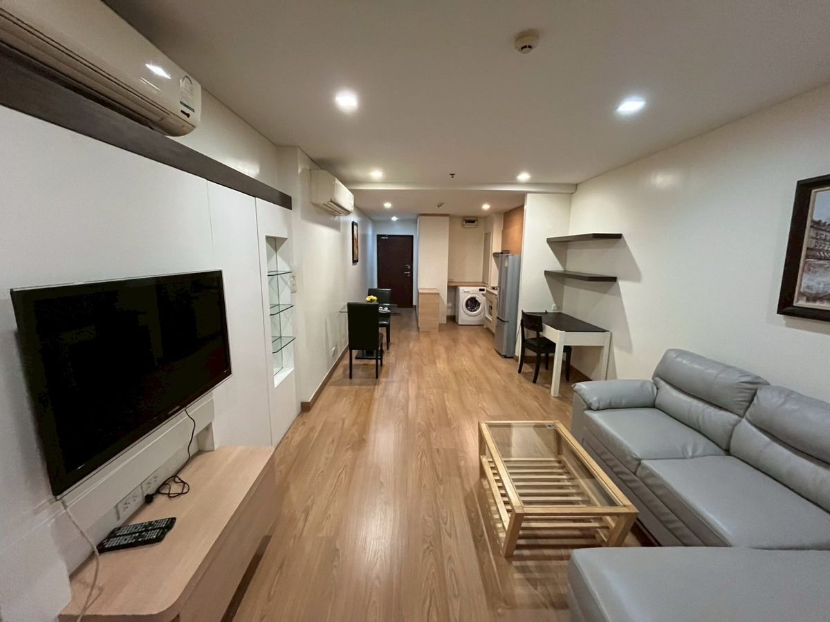 ให้เช่าคอนโดอ่อนนุช อุดมสุข : LE LUK CONDO - BTS PHRAKANONG - HOT DEAL!! FOR RENT 1 BED 51SQM