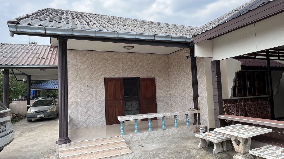 ขายบ้านปราจีนบุรี : ขายบ้านเดี่ยว 3 ห้องนอน 3 ห้องน้ำ พร้อม บ้านหลังเล็ก 1 หลัง