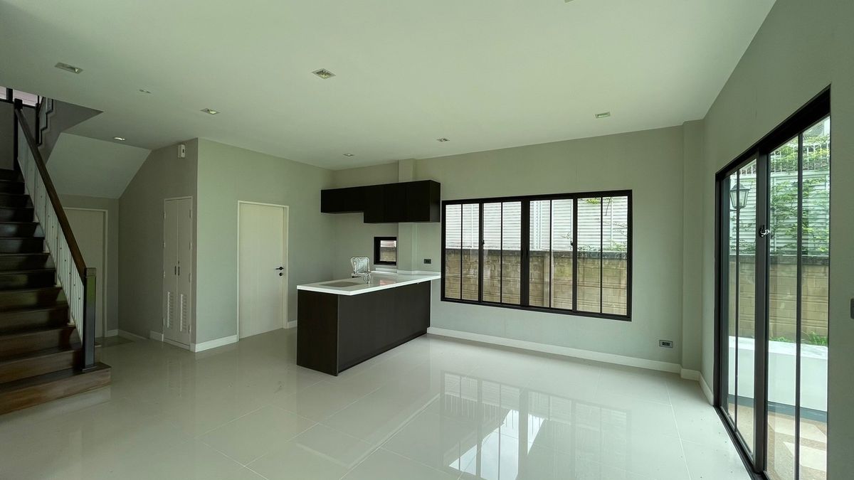 ขายบ้านเชียงใหม่ : ขายบ้านใหม่ เศรษฐสิริ สันทราย เชียงใหม่ 184 ตารางวา