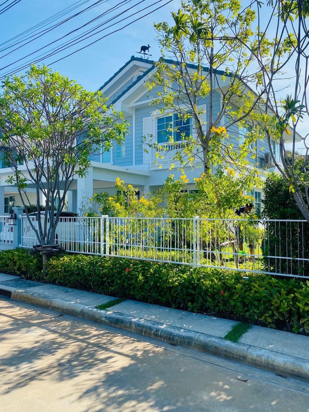 For RentHouseSamut Prakan,Samrong : #Lakeview Single house for rent Villaggio Bangna-Theparak with garden, near Mega Bangna