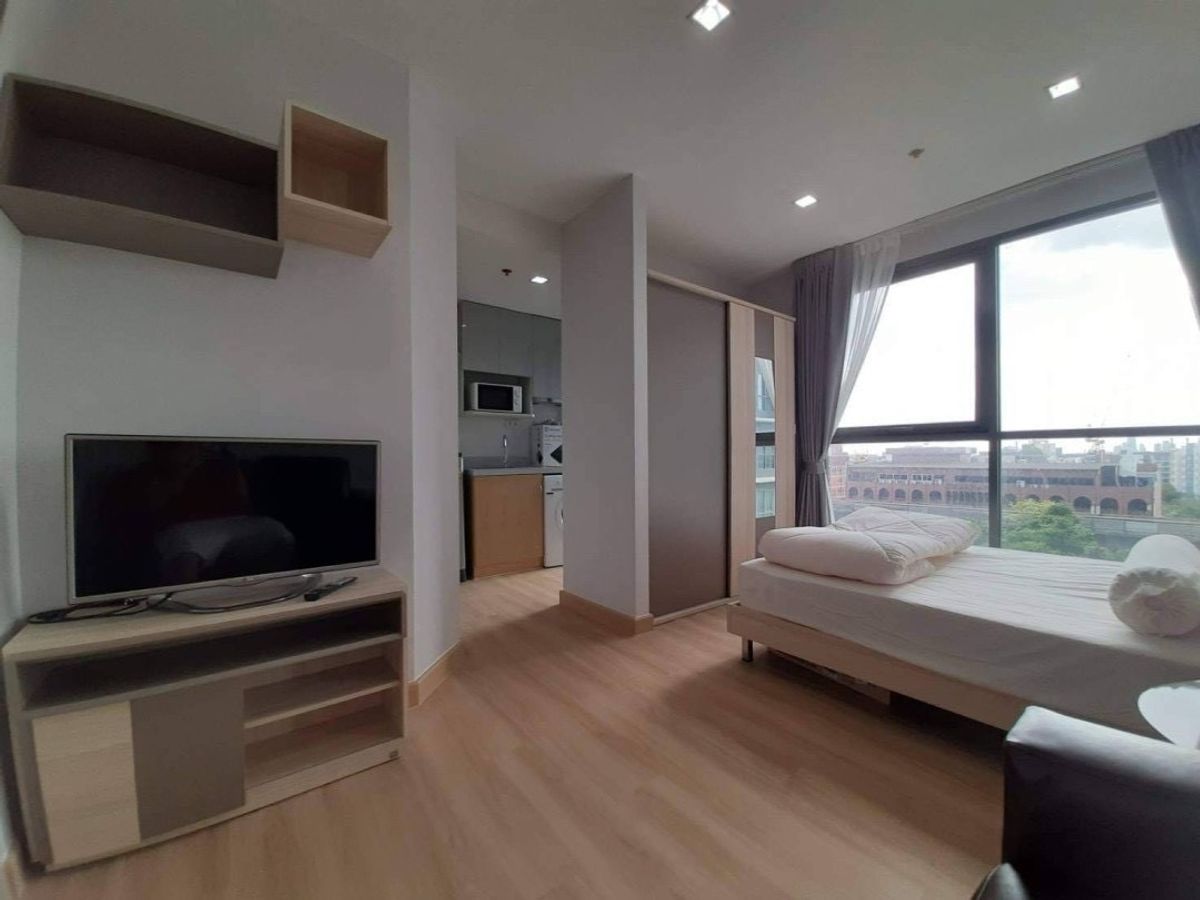 For RentCondoOnnut, Udomsuk : Renting Ideo Mobi On Nut 22 sqm. Full, there is a washing machine 12,000 baht per month.