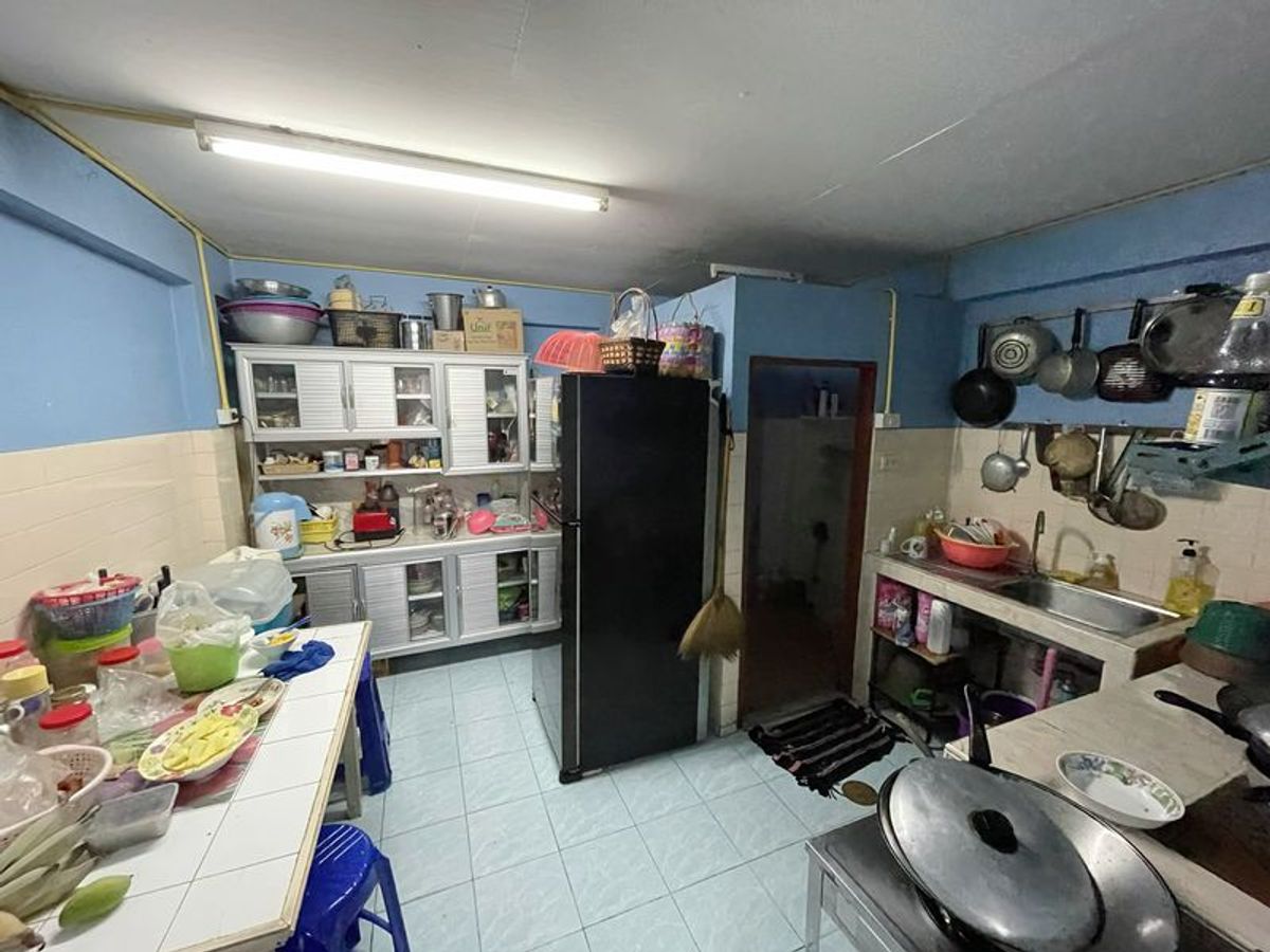 For SaleShop HouseBang Sue, Wong Sawang, Tao Pun : 3.5-story commercial building for sale, size 18 sq.wa Near Wongsawang Intersection Bang Khen, South side, Bang Sue District, Bangkok