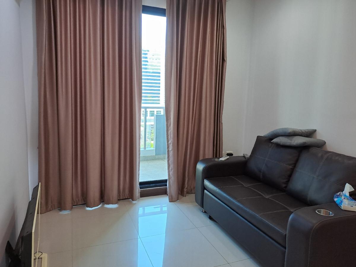 For RentCondoRama9, Petchburi, RCA : For Rent Supalai Premier Asoke 1 Bedroom 50 SQM no Furniture Close to MRT Petchburi 150 Metres Close to Srinakarin Wirote Pradarnmit University Close to Airport Linkvati. 3535