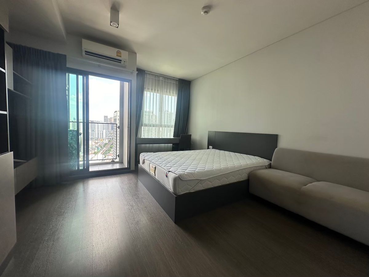 For SaleCondoSapankwai,Jatujak : Urgent sale, hurry to spoon, price lower than the IDEO Condo Market, Phahon-Chatuchak 1BED, good price, city view, see the real room every day.