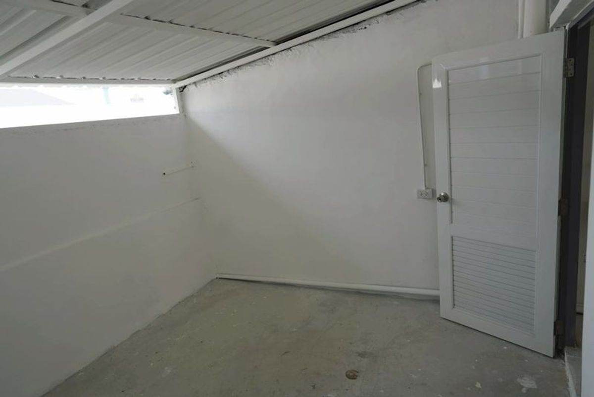 ขายอาคารพาณิชย์เชียงใหม่ : ขายอาคารพาณิชย์ 17 ตรว 4 ชั้น รีโนเวทใหม่ หลัง รพ.เทพปัญญา ตำบลฟ้าฮ่าม อำเภอเมือง จังหวัดเชียงใหม่