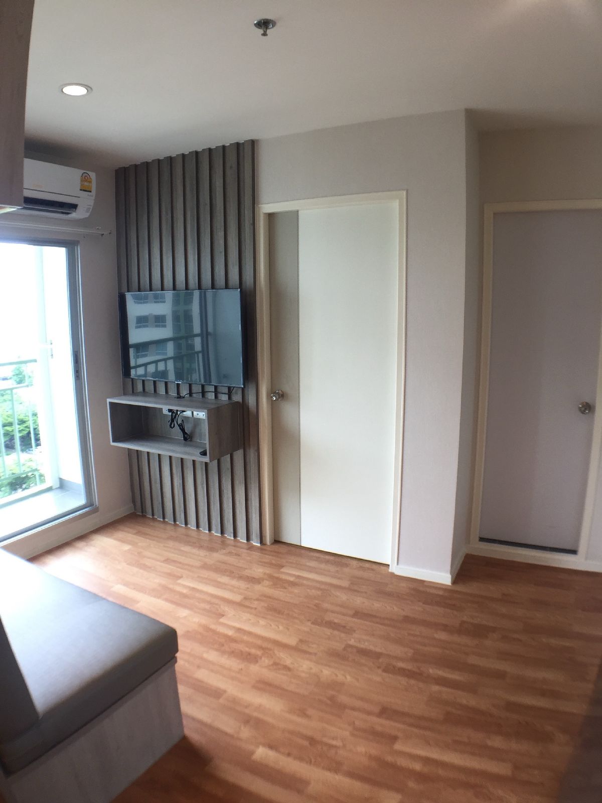 For RentCondoBang kae, Phetkasem : 2 bedrooms, 1 water built in very beautiful