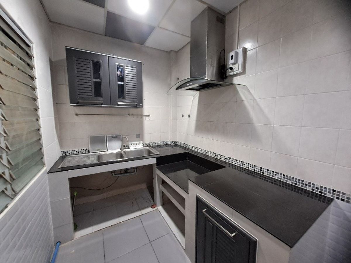 ให้เช่าทาวน์โฮมนวมินทร์ รามอินทรา : Townhome 3 ชั้น หมู่บ้าน ธนสิน 9  ให้เช่า 3 นอน 3น้ำ หมู่บ้านใกล้ ถนนใหญ่ ถนนนวมินทร์ ซอย นวมิยทร์ 86 ติดห้าง โลตัส สุขาภิบาล 1  หมู่บ้านอยู่ตรงข้าม ห้าง ไทวัสดุ สาขาถนนนวมินทร์  ใกล้ รพ.พญาไท นวมินทร  ซอยใหญ่ ไม่เปลี่บว ปากซอย มี ร้าน 711