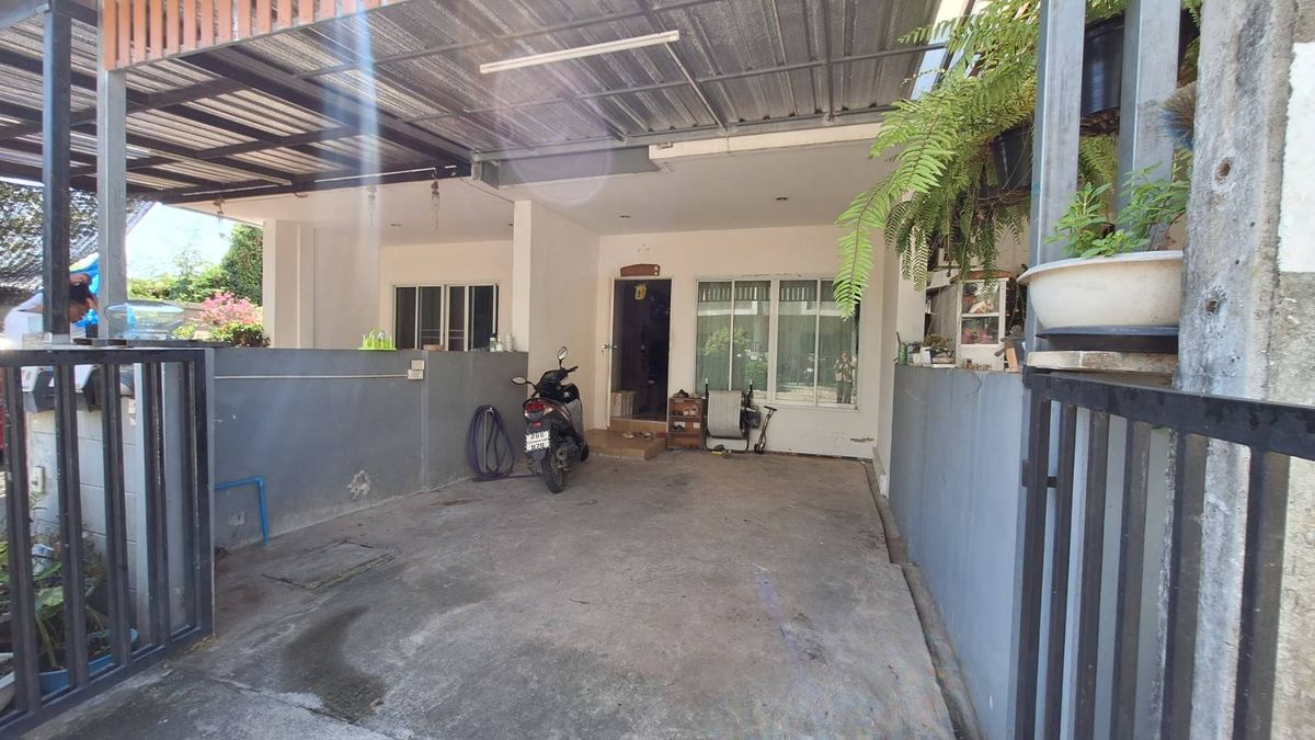 ขายทาวน์โฮมมีนบุรี-ร่มเกล้า : ขายทาวน์เฮ้าส์ 2 ชั้น หมู่บ้าน ณ.ราธร สุวินทวงศ์ 23 (เฟสใหม่) (N.821)