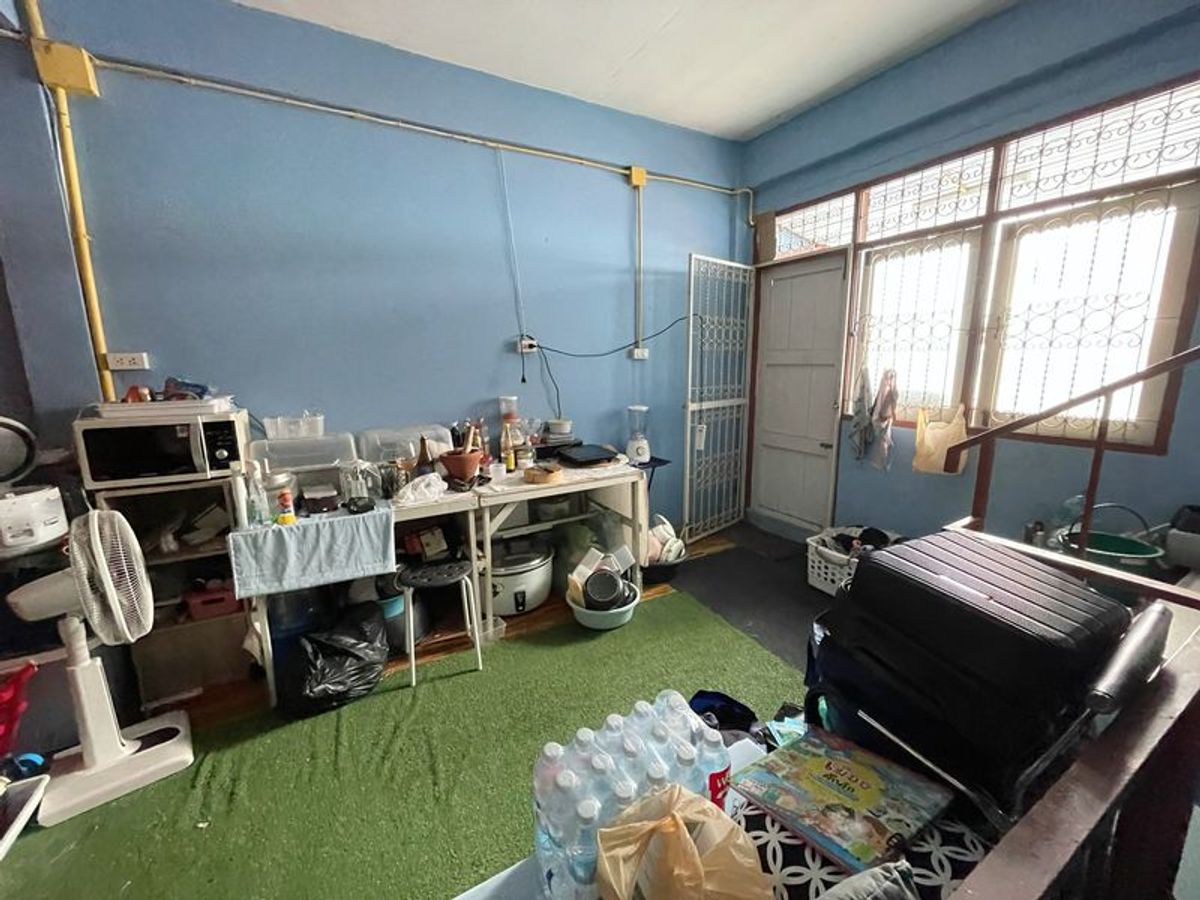 For SaleShop HouseBang Sue, Wong Sawang, Tao Pun : 3.5-story commercial building for sale, size 18 sq.wa Near Wongsawang Intersection Bang Khen, South side, Bang Sue District, Bangkok