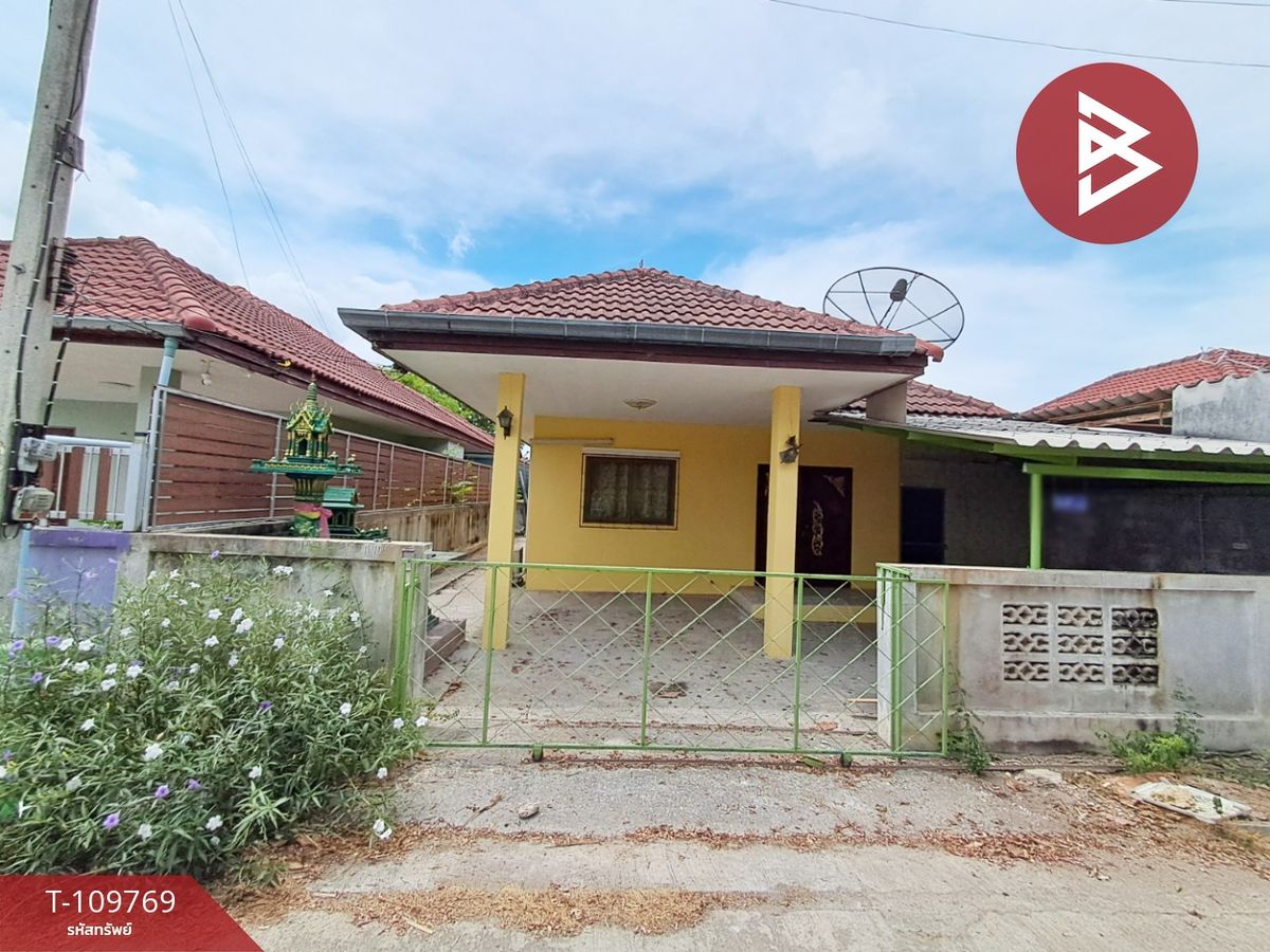 For SaleHouseRatchaburi : House for sale Charoenrat Village, Ban Pong Ratchaburi