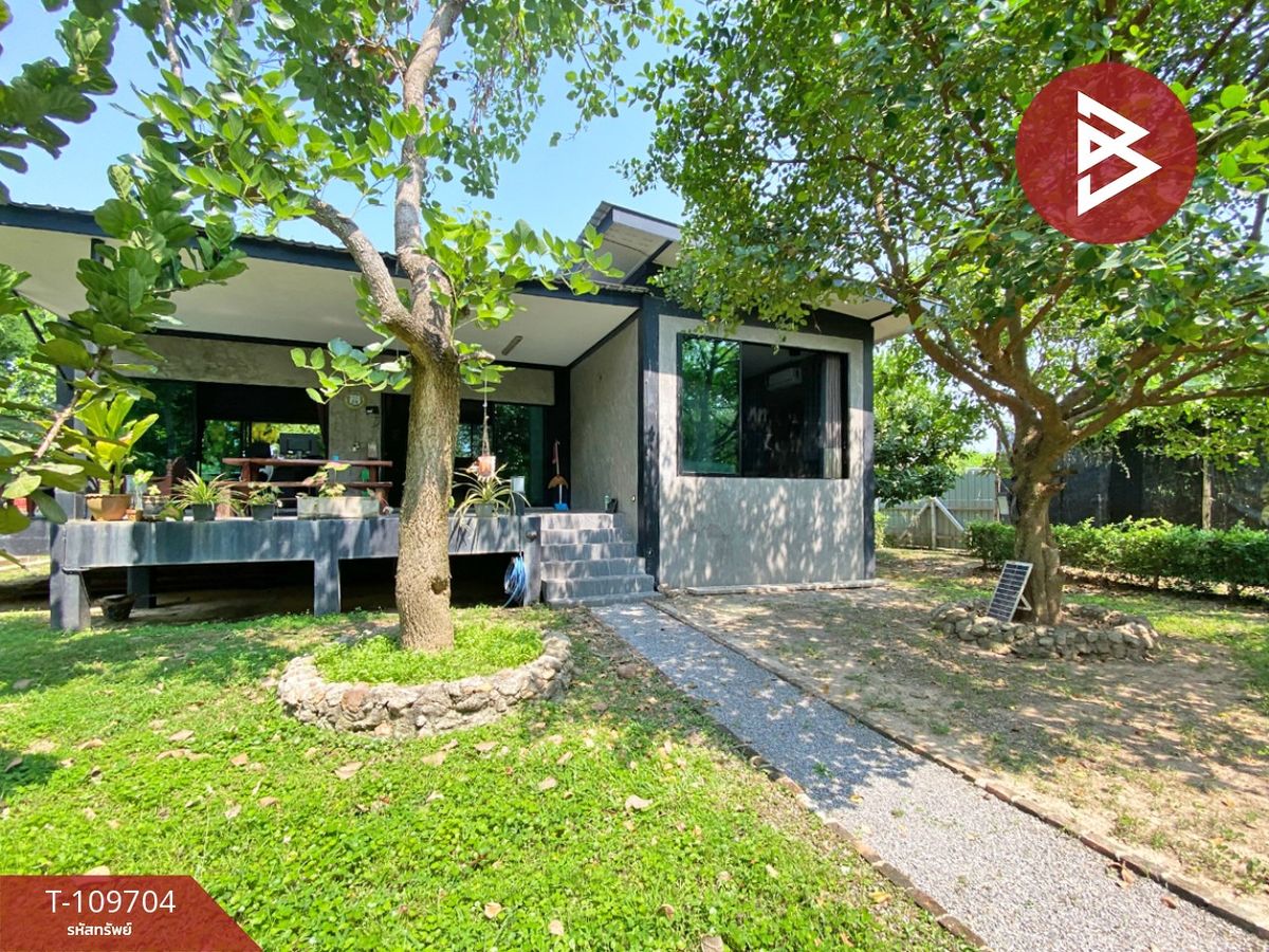 For SaleLandCha-am Phetchaburi : Land for sale with buildings, 4 rai 1 ngan 20 sq.wah, Tha Yang, Phetchaburi