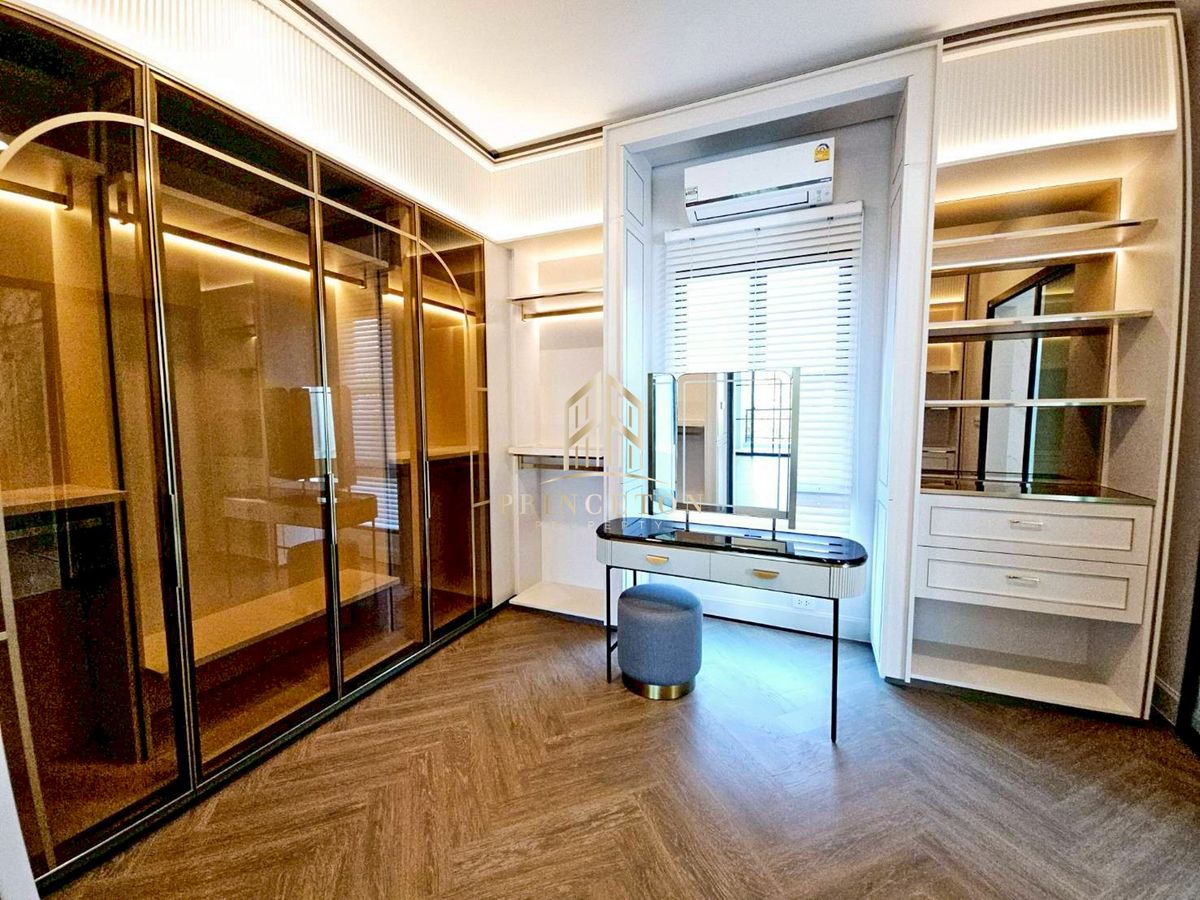 For SaleHouseBangna, Bearing, Lasalle : Luxury house for sale Nantawan Bangna km.15 📞092-4252445