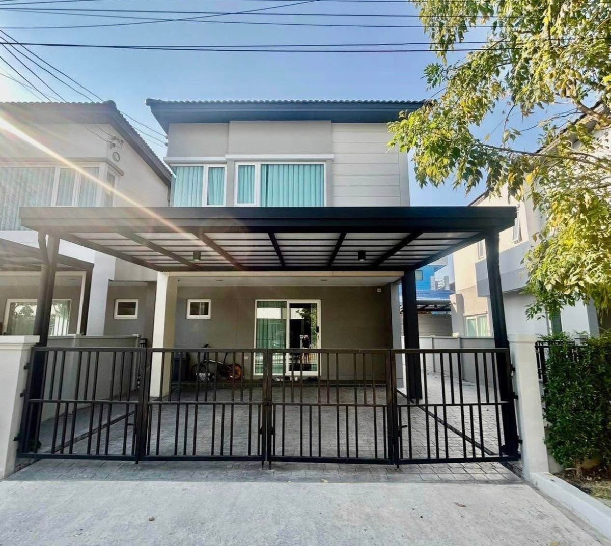 ให้เช่าบ้านสมุทรปราการ สำโรง : ให้เช่าบ้านแกรนด์ พลีโน่  เมกาบางนาพร้อมอยู่