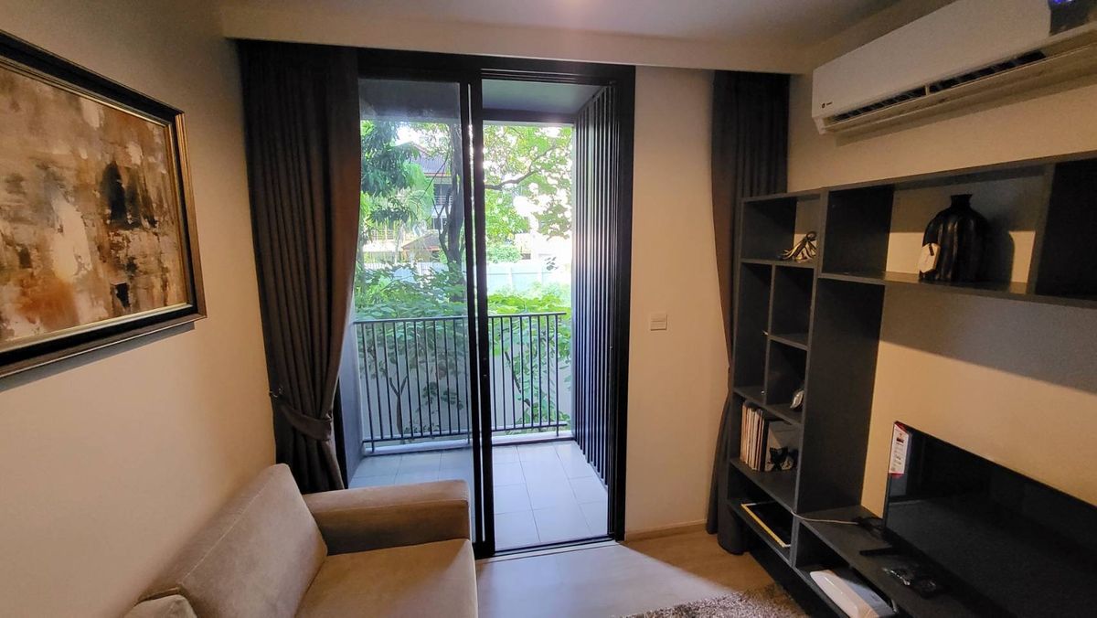 For RentCondoWitthayu, Chidlom, Langsuan, Ploenchit : Hurry to book a condo to raise the animal. Low Rise Building! MAESTRO 02 Ruamrudee 1 bedroom, 1 bathroom, size 33.1 sq.m., rent only 23,000 baht/month. Contact 0968623850 🏡