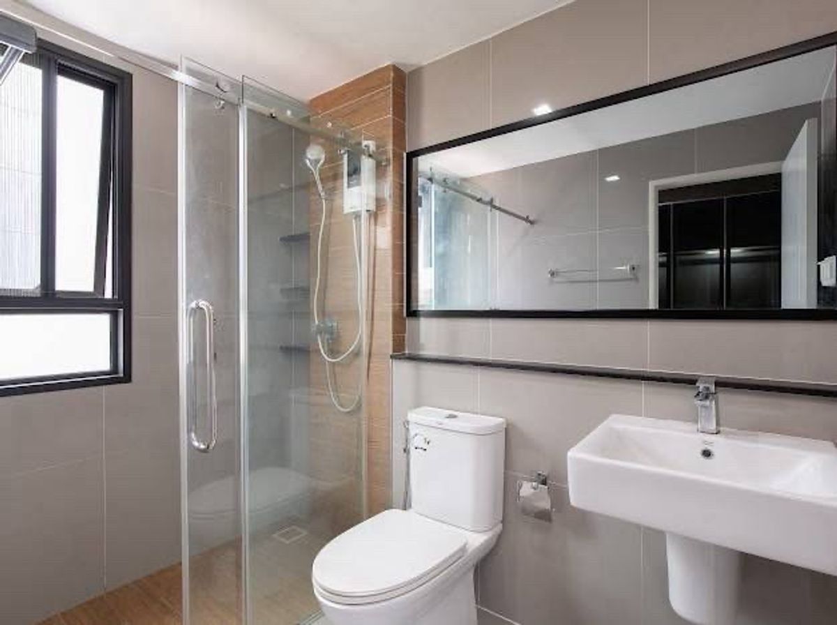 For RentHouseMin Buri, Romklao : 💥Forrent💥4BED • Venue Rama9 Village 🏡 location: New Krungthepkreetha 🐶 Pet Friendly‼ ️ Ready to Move in‼ ️