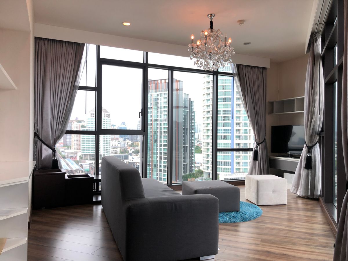 ให้เช่าคอนโดอ่อนนุช อุดมสุข : Panorama City View, 1 Luxurious Bedroom Suite 49 SQM.