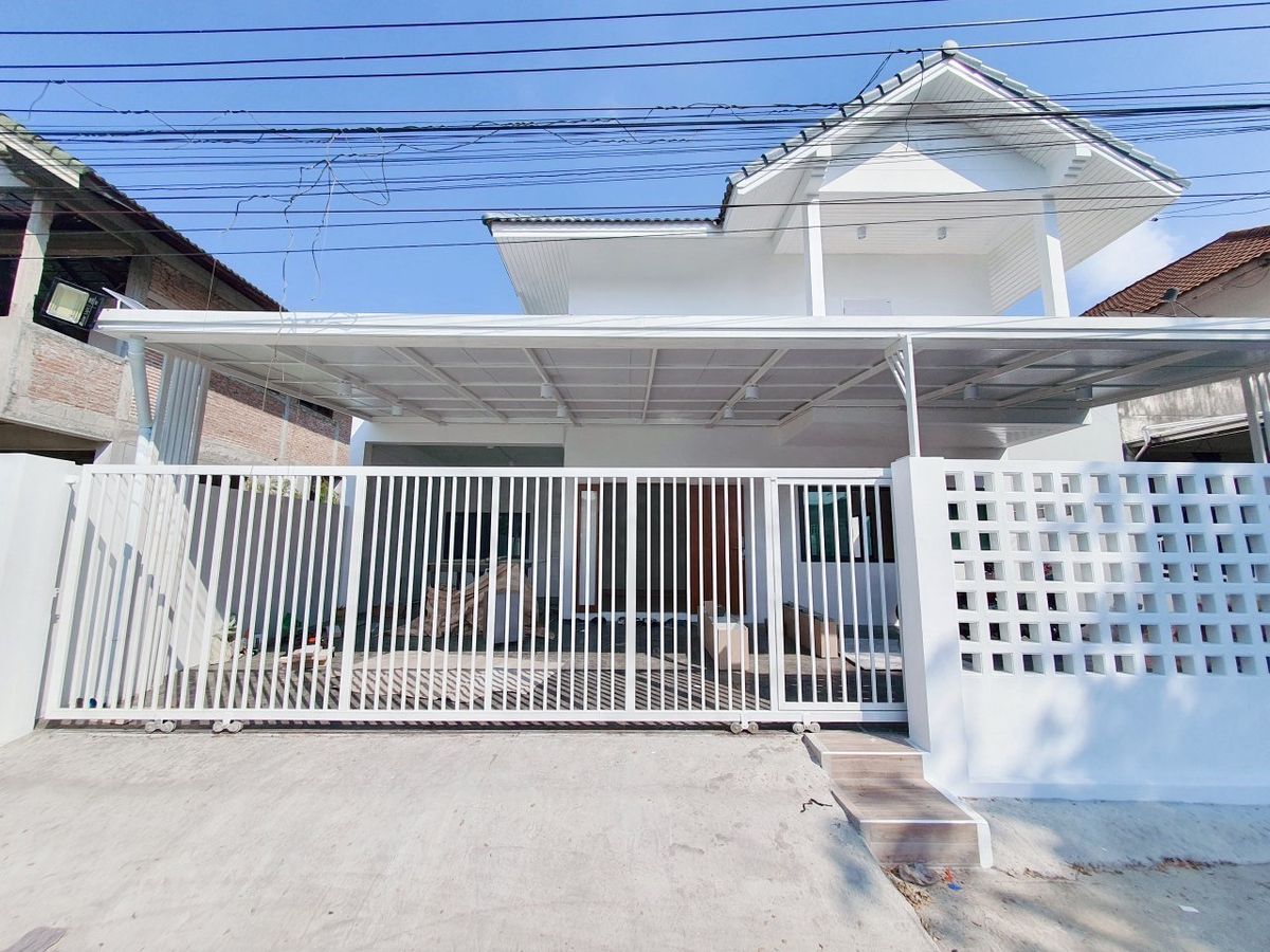 บ้านอ่อนนุช อุดมสุข : ขายถูก บ้านเดี่ยว 52 ตรว. ทำใหม่ทำเลอ่อนนุช-พัฒนาการ ใกล้เอกมัย-ทองหล่อเพียง20นาที ( น้ำไม่ท่วม )