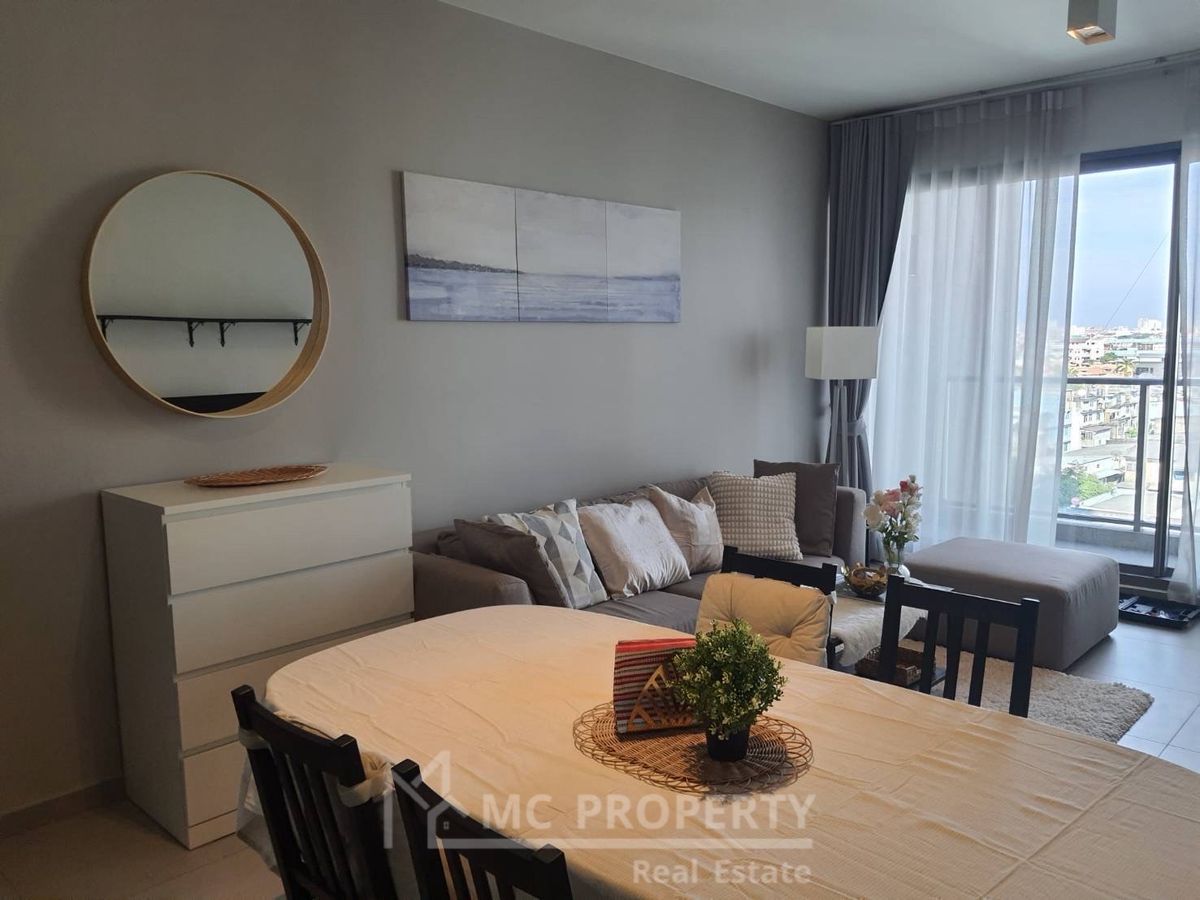 ให้เช่าคอนโดสุขุมวิท อโศก ทองหล่อ : Lofts Ekkamai 2 ห้องนอนต่ำชั้นต่ำ 63sqm ให้เช่าเพียง 45,000 โปรดติดต่อ 0816878954
