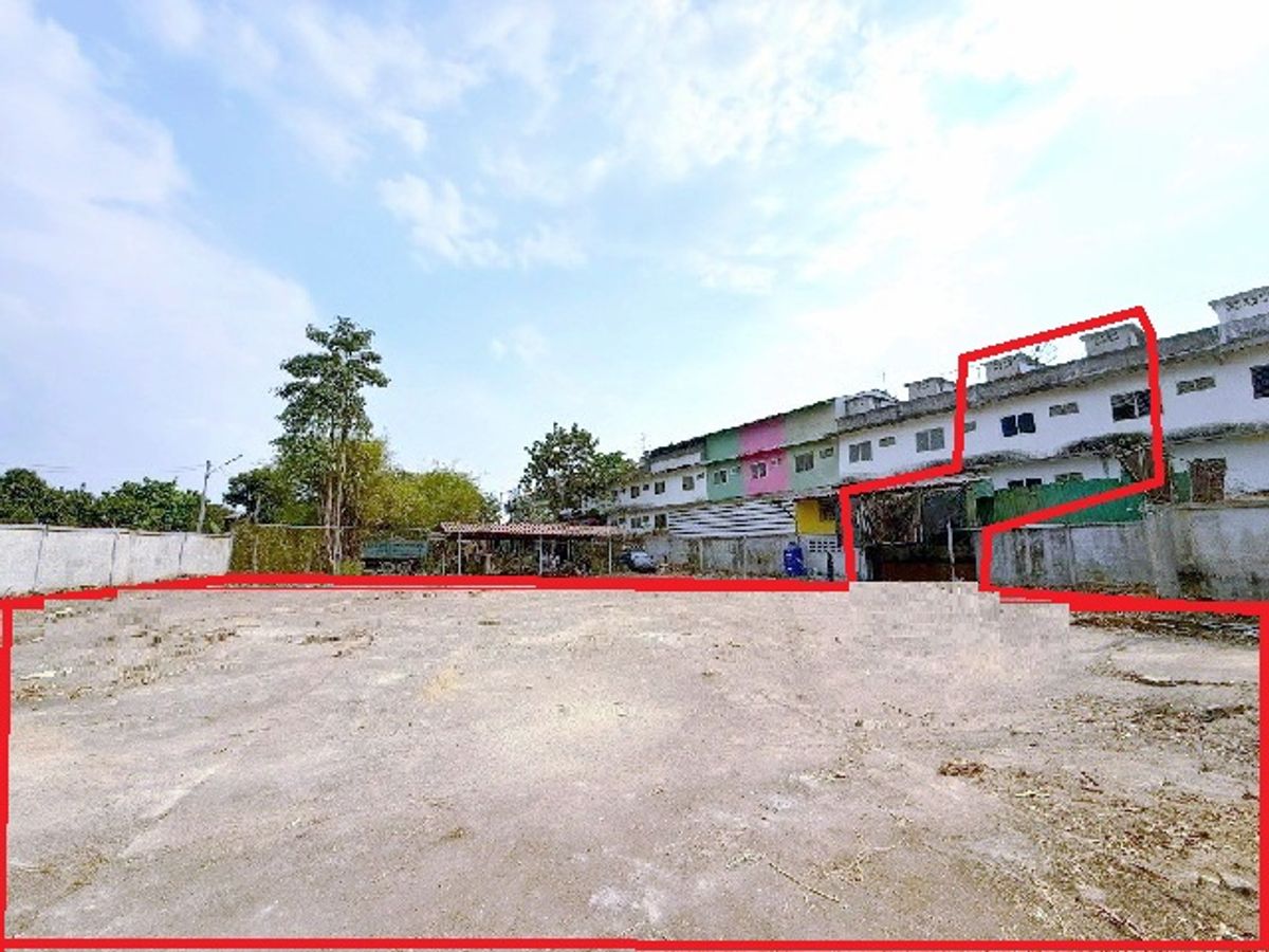For RentLandPattaya, Bangsaen, Chonburi : Land behind almost rai or 345 sq.w., 6 bed, rent a 3rd floor commercial building, 2 booths, 1,385 sq.m.