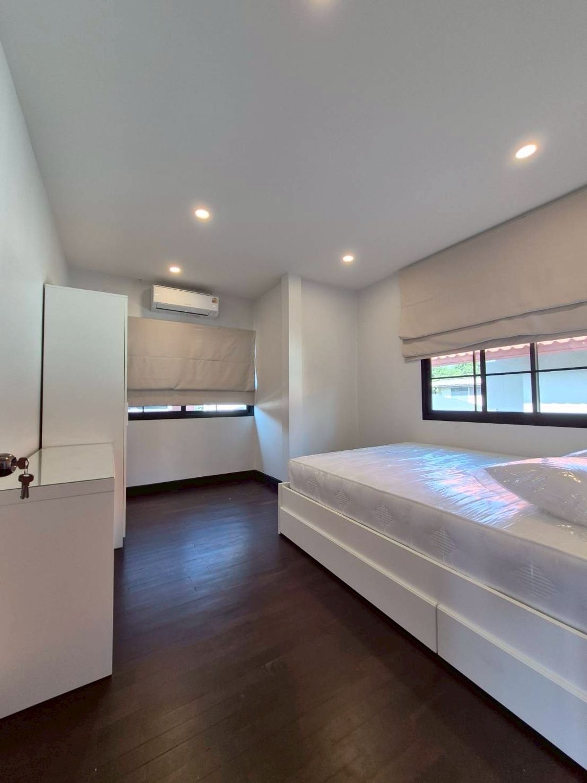 ให้เช่าบ้านบางนา แบริ่ง ลาซาล : 💥ForRent💥 Houses with Private Garden 🏡 3 Bed 🛒 Near  Mega Bangna only 5 minutes !!  Pet Friendly 🐶