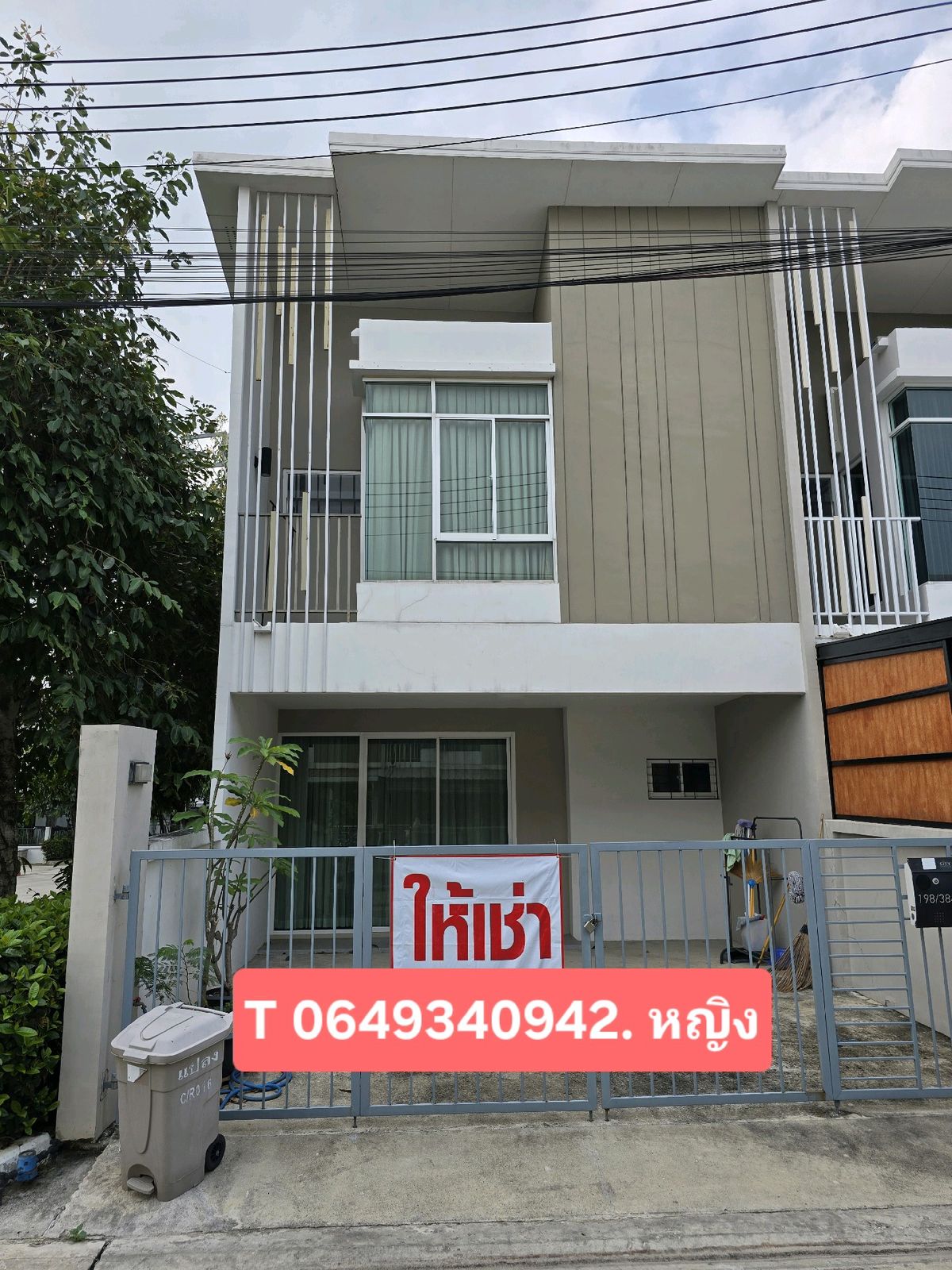 ให้เช่าทาวน์โฮมพุทธมณฑล ศาลายา : ให้เช่าทาวน์โฮม(หลังมุม)เฟอร์นิเจอร์ครบหมู่บ้าน city sense ศาลายา  ทำเลดีบ้านอยู่ต้นๆโครงการเดินทาง 5 นาทีถึงมหิดลศาลายา