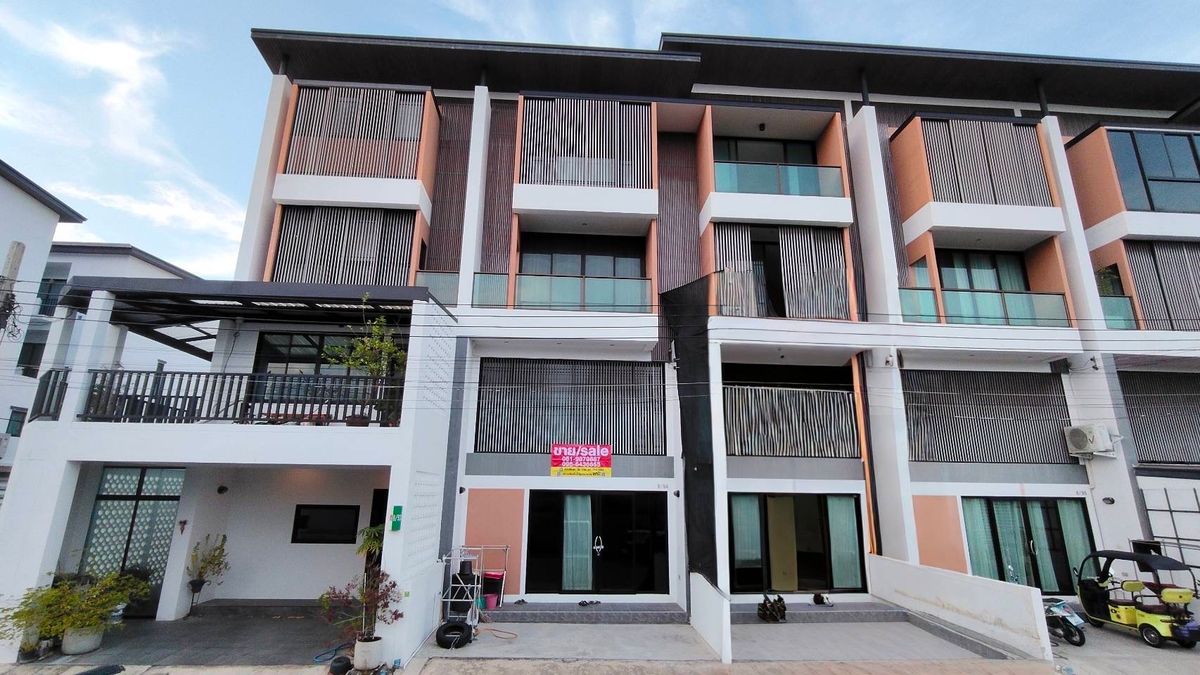 For SaleTownhomeRama 2, Bang Khun Thian : 🏡 Sell 3 -story luxury townhome, Anin Town, Sea 7, Tha Sea 7, Rama 2, good location in front of the house, not crashing