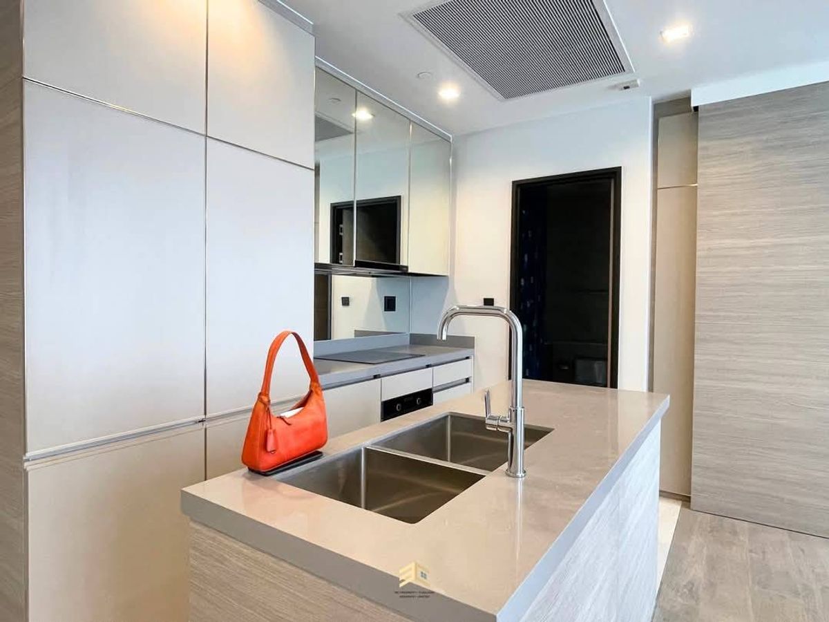 For SaleCondoLadprao, Central Ladprao : Last Unit‼ ️ The Crest Park Residences: New Combine 2 Bed / City view (high floor of the building)