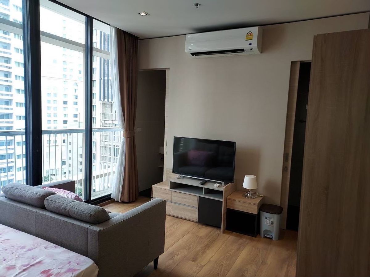 For RentCondoSukhumvit, Asoke, Thonglor : Condo for rent: Park 24 (Park 24) (BTS Phromphong) MK-02 Line @livingbkk