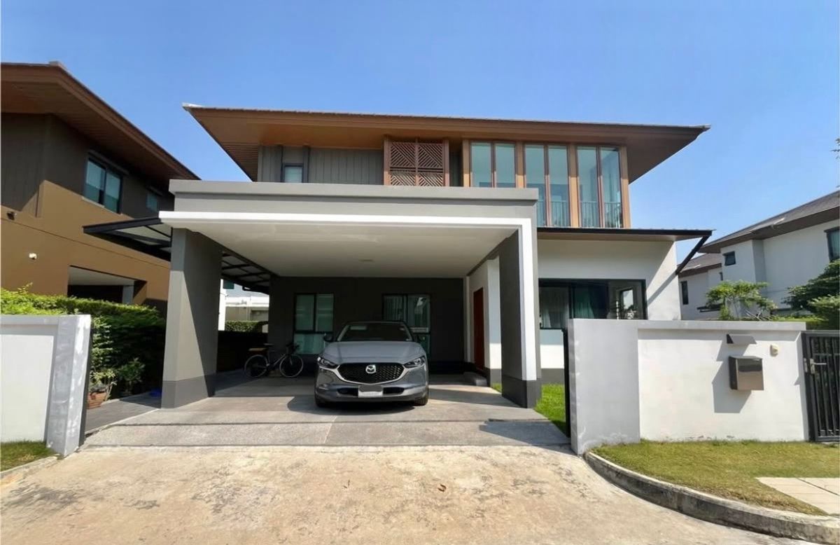 HousePattanakan, Srinakarin : House for sale, Burasiri Phatthanakan, selling price 19,500,000 baht, rental price 149,000 baht/month