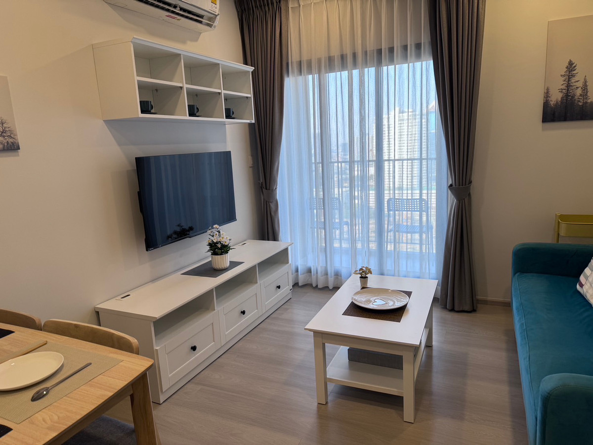 For RentCondoLadprao, Central Ladprao : LIFE PHAN LADPRAO Condo for rent, near BTS, Lat Phrao Intersection