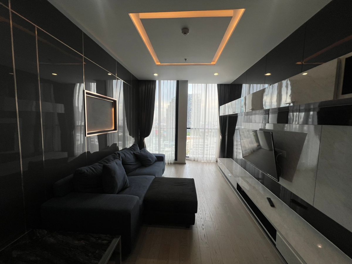 ขายคอนโดวิทยุ ชิดลม หลังสวน : ขาย Noble Ploenchit 1 ห้องนอน 1 ห้องน้ำ