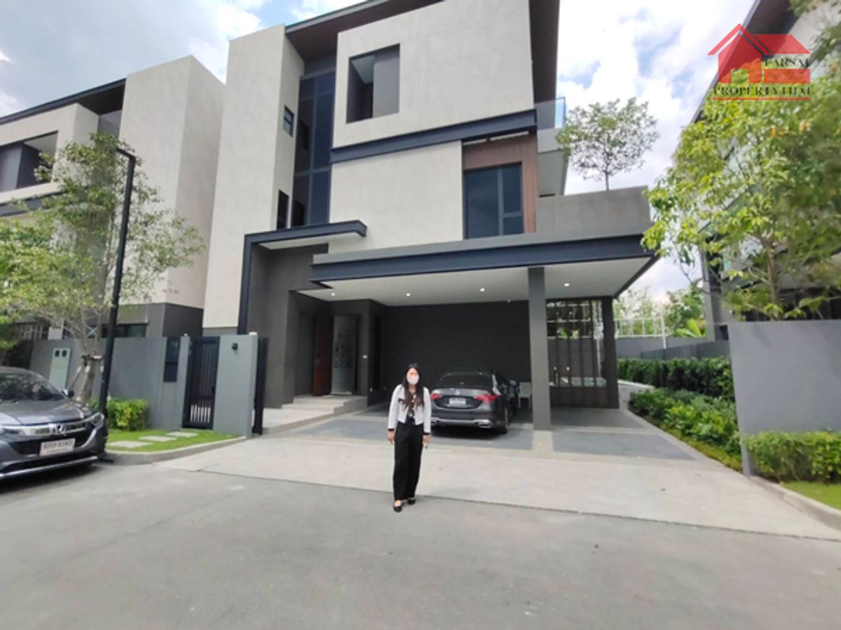 ให้เช่าบ้านเกษตร นวมินทร์ ลาดปลาเค้า : ให้เช่าบ้านเดี่ยว 3 ชั้นระดับ Luxury Pool Villa เนื้อที่ 80ตร.ว พื้นที่ใช้สอย 500ตร.ม  ถนนเลียบทางด่วนเอกมัย-รามอินทรา ราคาเช่า 300,000 บ/ด