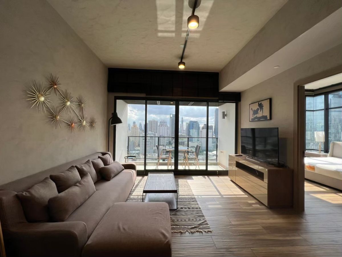 For RentCondoSukhumvit, Asoke, Thonglor : The Lofts Asoke & quot; BTS Asoke & Amp; MRT Phetburi 2BT [87 SQ.M.]