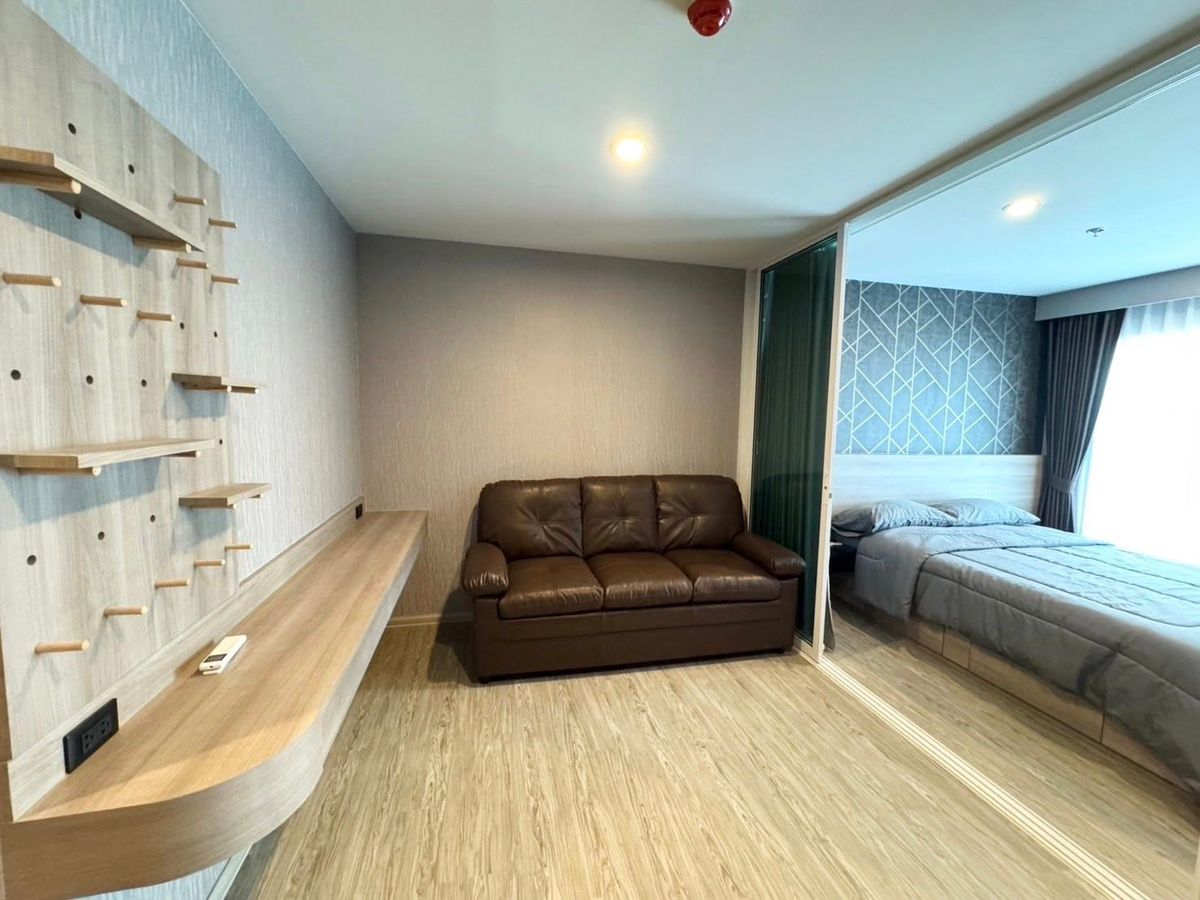 For RentCondoBangna, Bearing, Lasalle : 📍 New with a condo near 🚄 BTS Bangna 800 m. Regent Home Bangna Project (Regent Home Bangna) Size 28 sqm. Price 11,000 baht.
