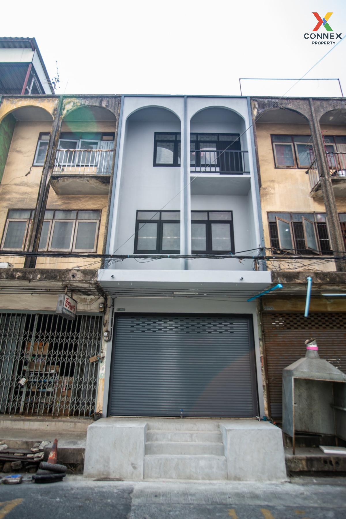 For SaleShop HouseRamkhamhaeng, Hua Mak : For Sale 3-storey commercial building, Soi Ramkhamhaeng 32 , Hua Mak , Bang Kapi , Bangkok , CX-119877