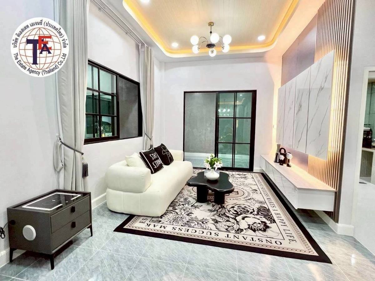 For SalePathum Thani,Rangsit, Thammasat : 2 storey twin house for sale, Chom Fao Rangkul, Rangsit-Khlong 2 Lam Luk Ka Ongkharak Thanyaburi, Pathum Thani, Nakhon Nayok, Thammasat University, Rangsit Future Park Rangsit Bang Pakok Dream World Hospital, Duangjit Kindergarten 2 School Bank Department