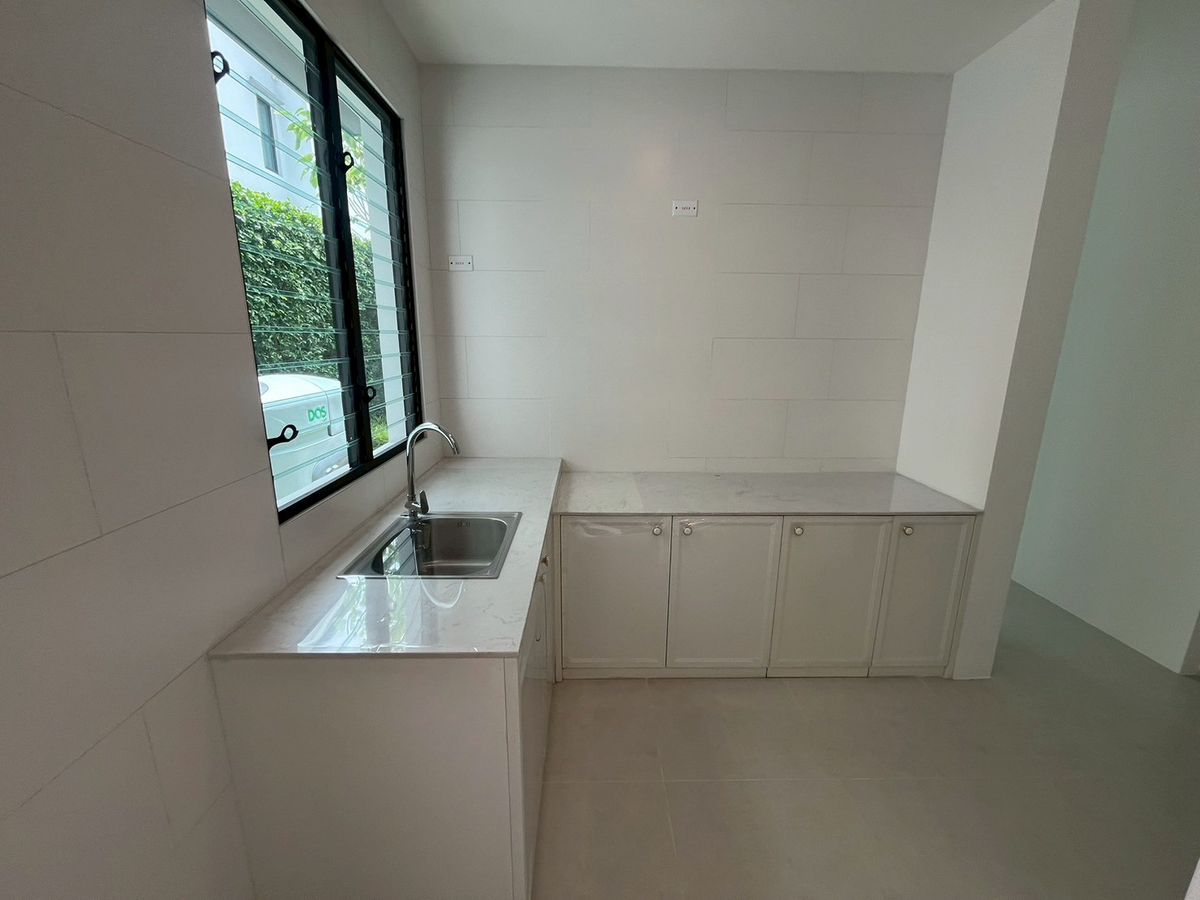 ขายบ้านปิ่นเกล้า จรัญสนิทวงศ์ : 🏡 ขายบ้านหรู นันทวัน ปิ่นเกล้า - กาญจนาภิเษก บ้าน Type Leduc | พื้นที่ใช้สอย 608 ตร.ม. | ที่ดิน 190 ตร.วา | ราคา 70 ล้านบาท (ภาพบ้านตัวอย่าง)