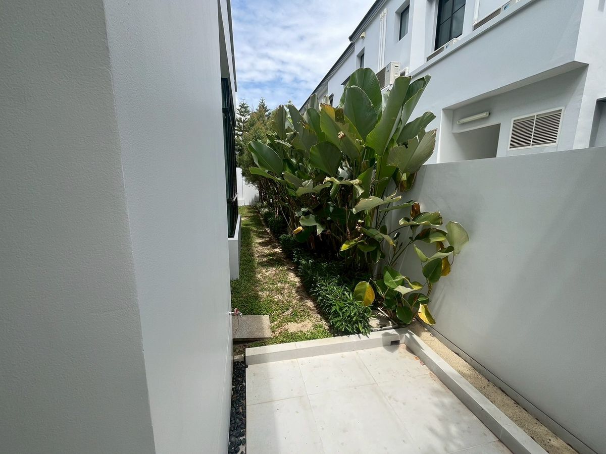 ขายบ้านปิ่นเกล้า จรัญสนิทวงศ์ : 🏡 ขายบ้านหรู นันทวัน ปิ่นเกล้า - กาญจนาภิเษก บ้าน Type Leduc | พื้นที่ใช้สอย 608 ตร.ม. | ที่ดิน 190 ตร.วา | ราคา 70 ล้านบาท (ภาพบ้านตัวอย่าง)