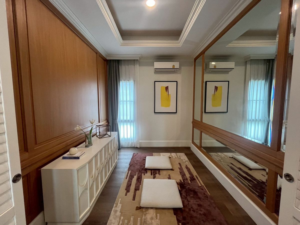 ขายบ้านปิ่นเกล้า จรัญสนิทวงศ์ : 🏡 ขายบ้านหรู นันทวัน ปิ่นเกล้า - กาญจนาภิเษก บ้าน Type Leduc | พื้นที่ใช้สอย 608 ตร.ม. | ที่ดิน 190 ตร.วา | ราคา 70 ล้านบาท (ภาพบ้านตัวอย่าง)