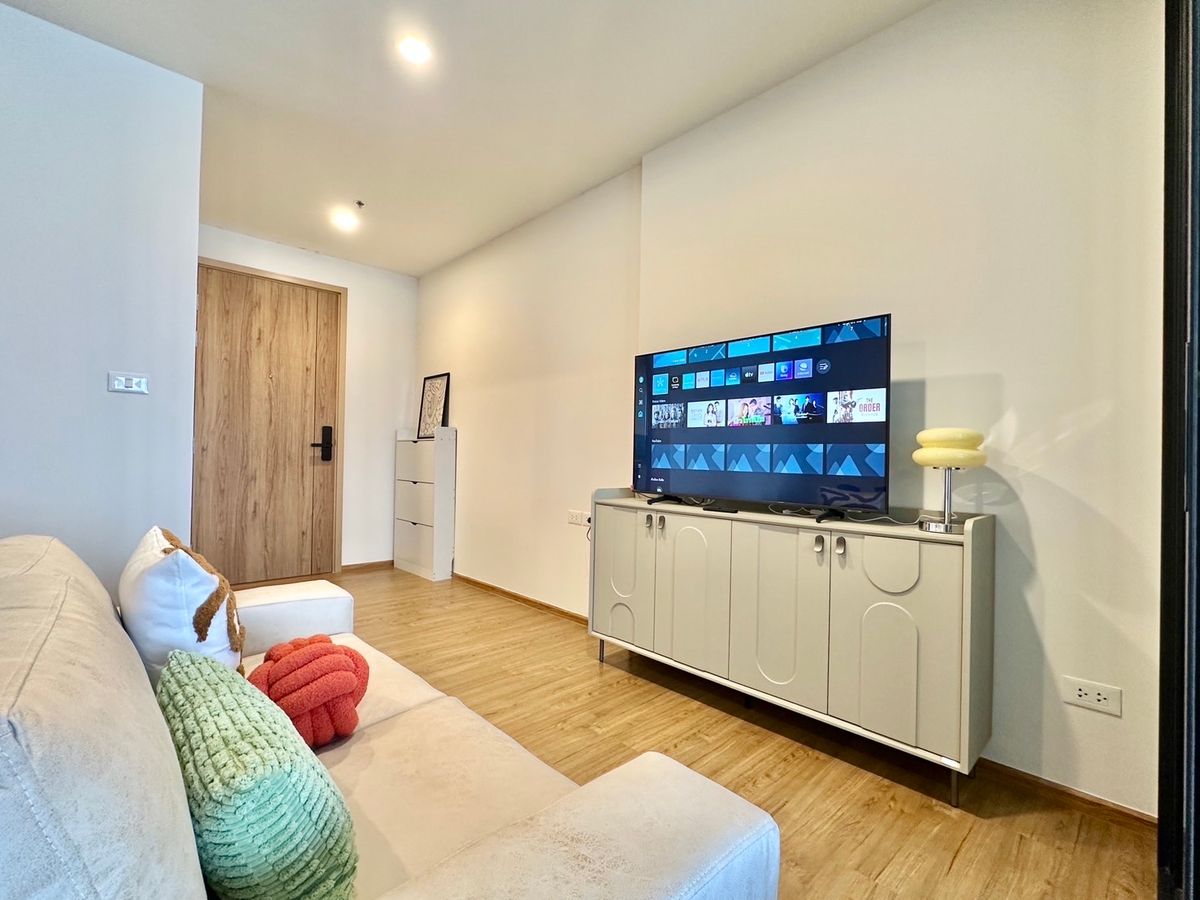 ให้เช่าคอนโดลาดพร้าว เซ็นทรัลลาดพร้าว : ready to move The Line Vibe 1Bedroom 37sq.m for Rent Call KEn 064-932-4645