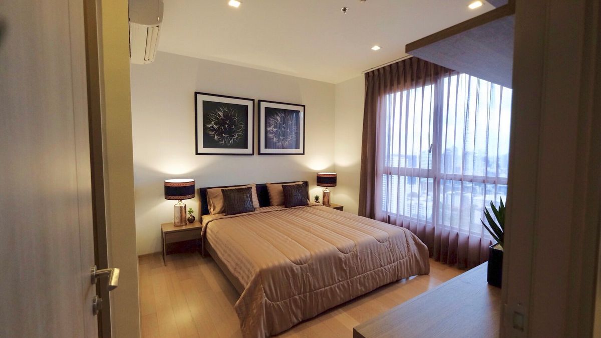 For RentCondoSukhumvit, Asoke, Thonglor : ★ HQ Thonglor ★ 44 sq m., 32th floor (1 bedroom, 1 bathroom), ★near BTS Thonglor★near Market Place, J Avenue Thonglor★ many amenities★ Complete electrical appliances