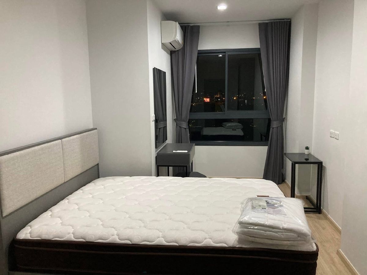 For RentCondoRama9, Petchburi, RCA : Condo rental near Airport Link and MRT. Convenient to access in and out in many ways. Near the source of food Interested