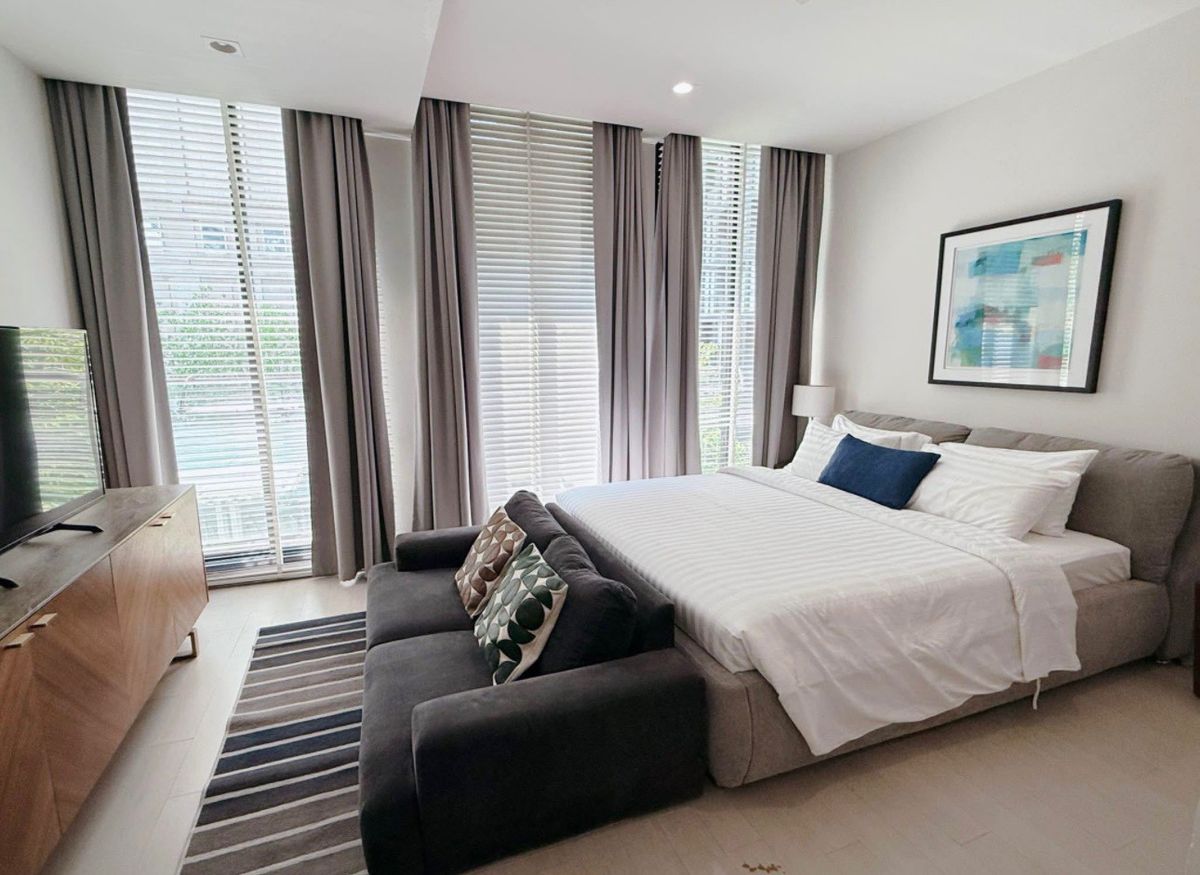 For RentCondoWitthayu, Chidlom, Langsuan, Ploenchit : Me-301 Condo for rent, NOLLE Ploenchit, a luxury condo with private elevator! Adjacent to Ploenchit