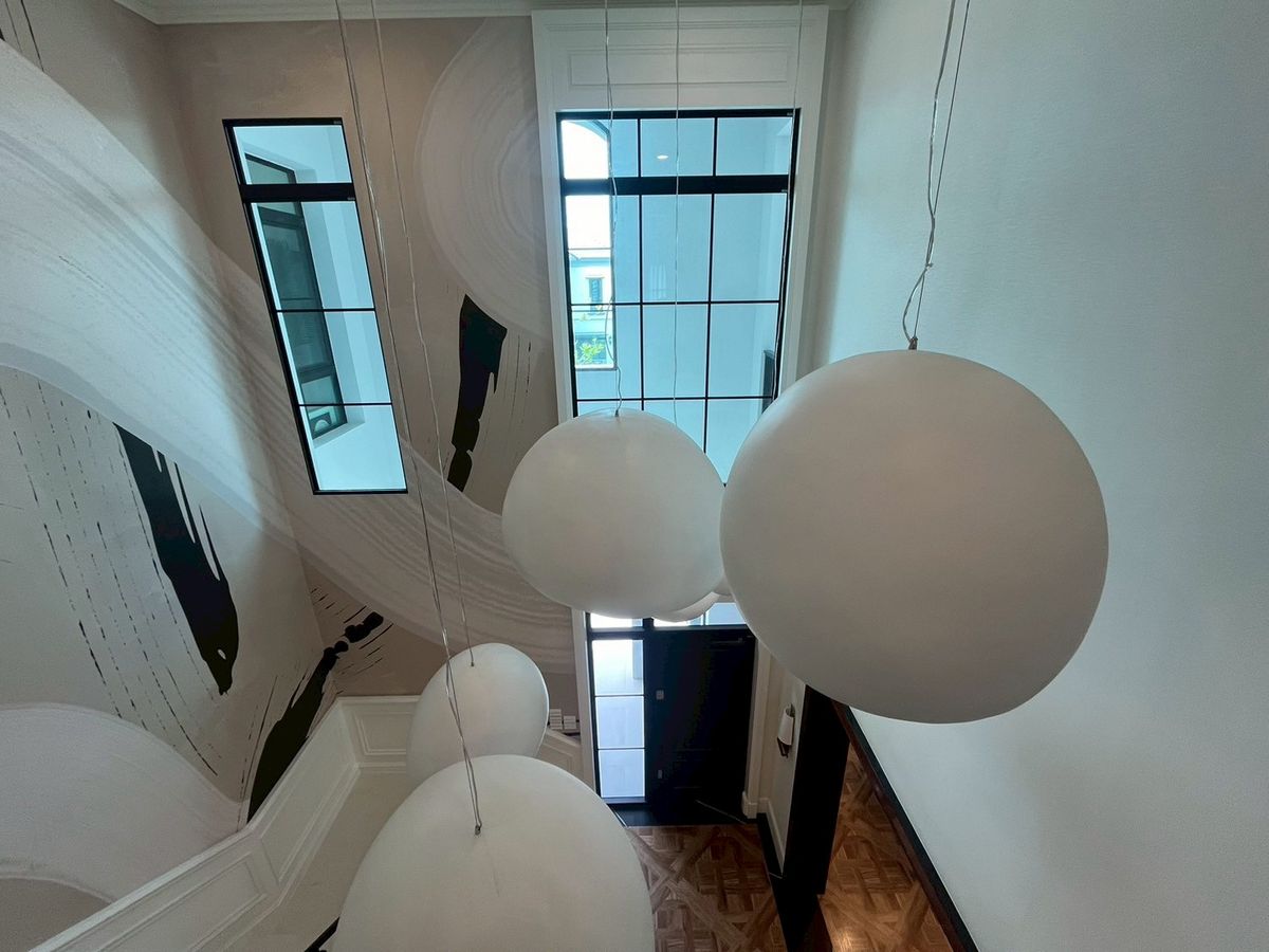 ขายบ้านปิ่นเกล้า จรัญสนิทวงศ์ : 🏡 ขายบ้านหรู นันทวัน ปิ่นเกล้า - กาญจนาภิเษก บ้าน Type Leduc | พื้นที่ใช้สอย 608 ตร.ม. | ที่ดิน 190 ตร.วา | ราคา 70 ล้านบาท (ภาพบ้านตัวอย่าง)